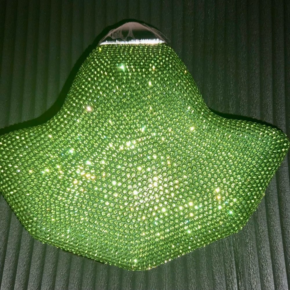 Elegant Rhinestone Clutch with chain strap